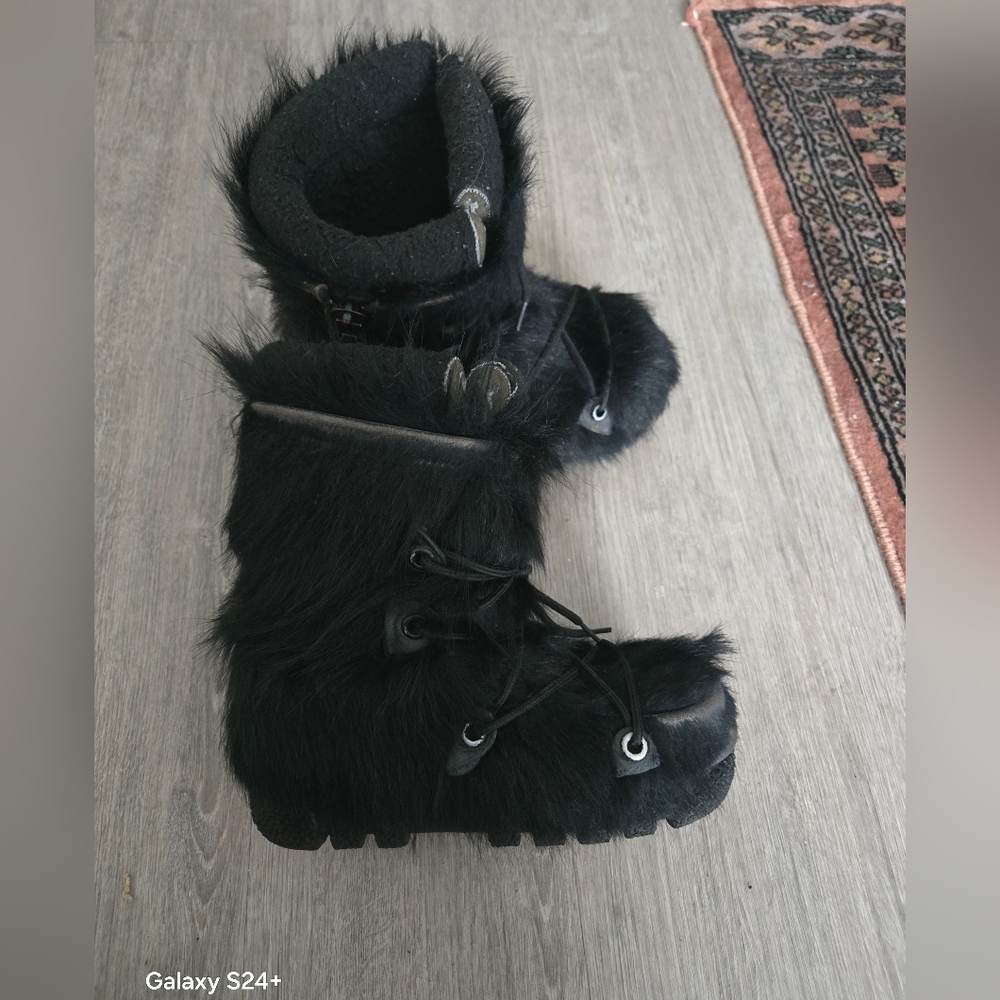 Muk Luks Black and Gray Fur Boots